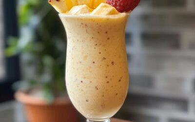 ¡Prepara un Delicioso Batido Piña Colada con una Explosión Tropical de Sabor!