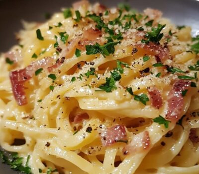 ¡Prepara una irresistible Carbonara de Papas y disfruta de una deliciosa comida reconfortante!