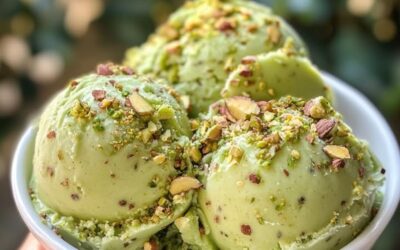 ¡Delicioso helado italiano de pistacho con una explosión de sabor!