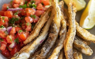 ¡Deliciosos Pescados Fritos con Salsa de Tomates Fresca para una Experiencia Veraniega Inigualable!