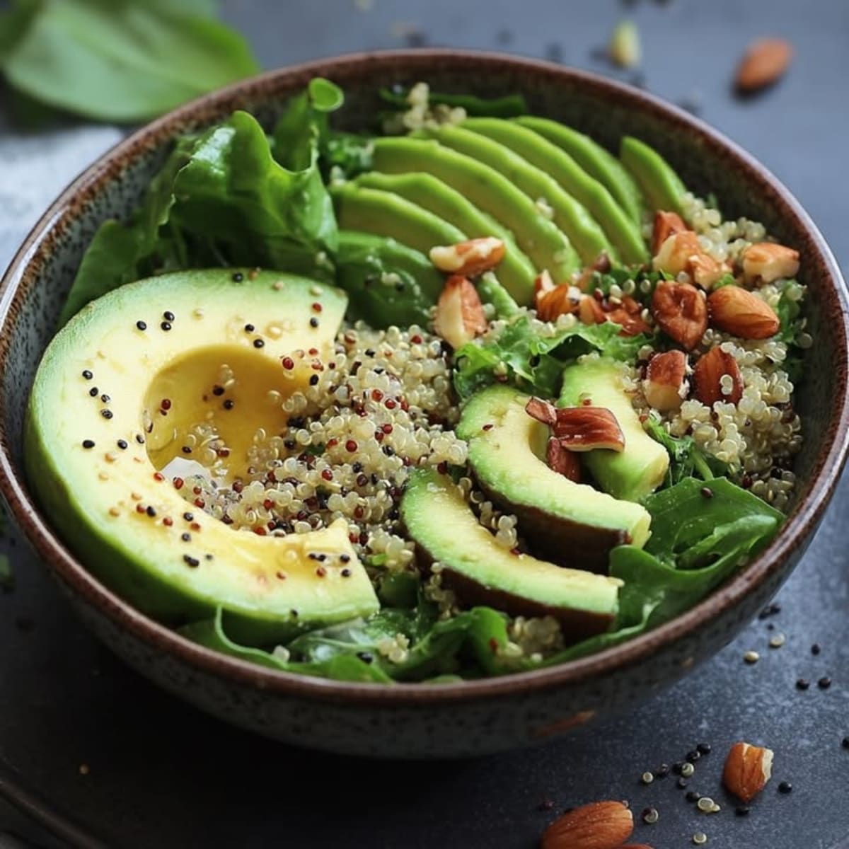 Ensalada Quinoa Aguacate Fresca