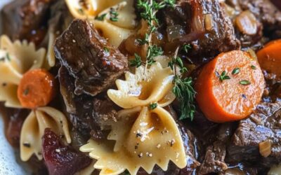 Receta Exclusiva: Deliciosas Farfalles Bourguignonnes con Tierno Buey al Estilo Fondue