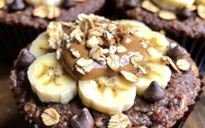 Receta Irresistible: Muffins de Bananas con Topping de Mezcla de Senderista – ¡Sabor Inigualable!