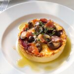 Clafoutis de setas y jamón ibérico