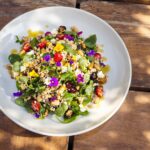 Ensalada de quinoa con espinacas y frutos secos