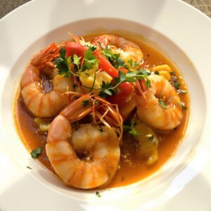 Langostinos al ajillo con vino blanco