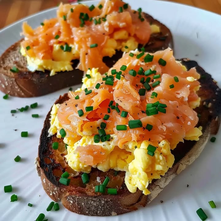 Tartine Salmón Cremosa