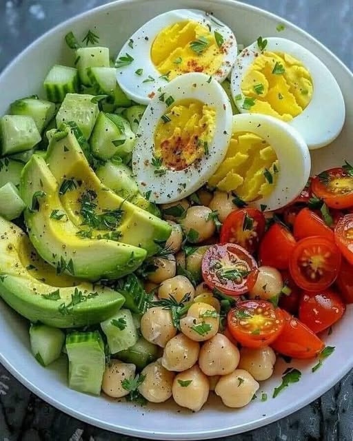 Ensalada de Aguacate: La Mejor Receta Fácil y Deliciosa