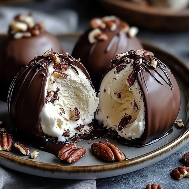 Dômes Glacés Chocolat Pécan