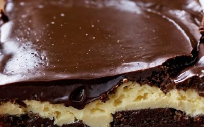 Carrés Gourmands: Delicioso Postre de Chocolate, Caramelo y Queso Blanco