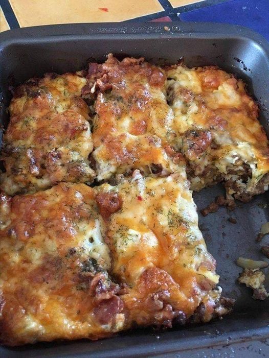 Cazuela Bacon Cheeseburger Low-Carb: Sabor Sin Culpa